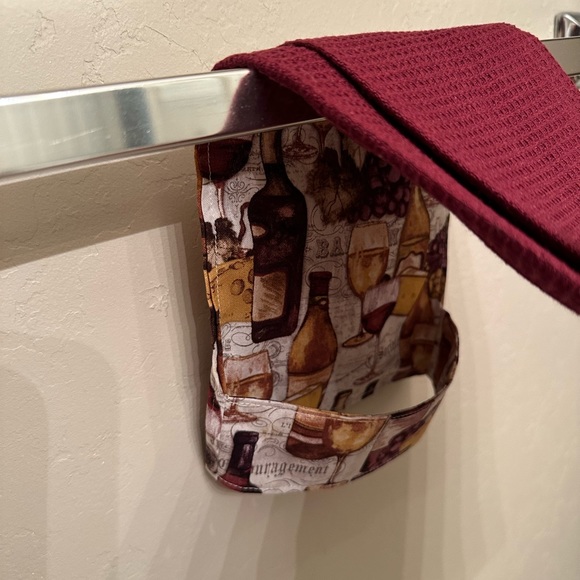 NEW Handmade Wine “Stay Hanging” Hand Towel - Picture 7 of 9